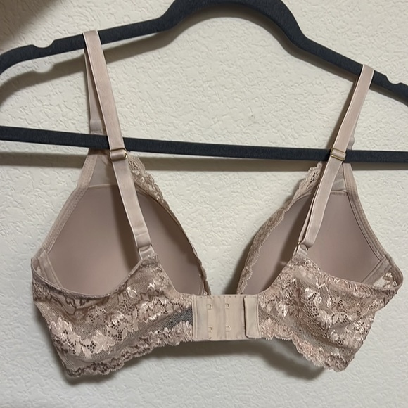 Natori Feathers Luxe bra - 34D New Without Tags - Picture 3 of 5